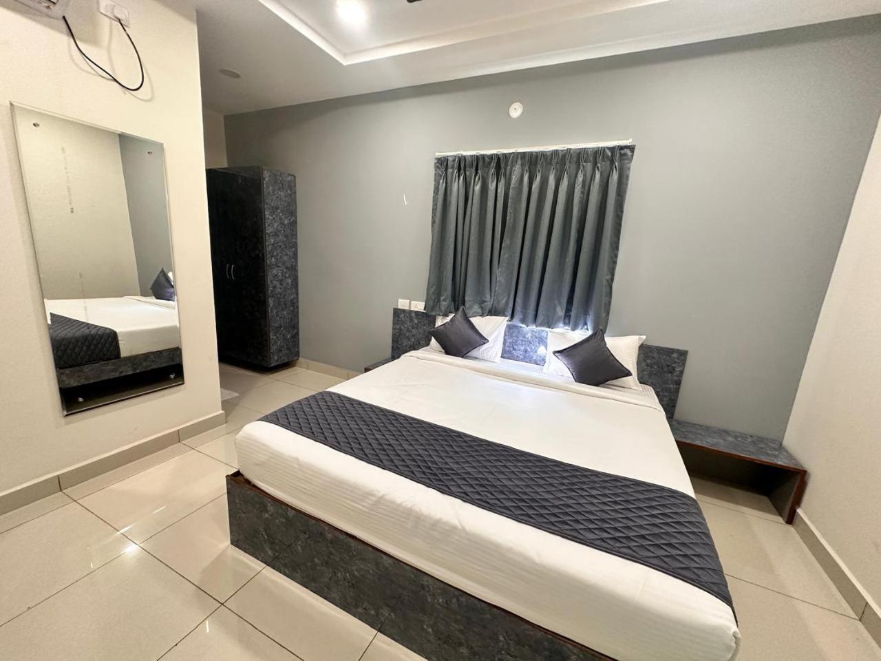Hotel Aerotel,Hyderabad Шамшабад Экстерьер фото